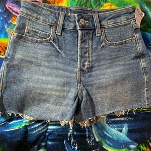 Old Navy Women’s Sky Hi A Line Denim Shorts